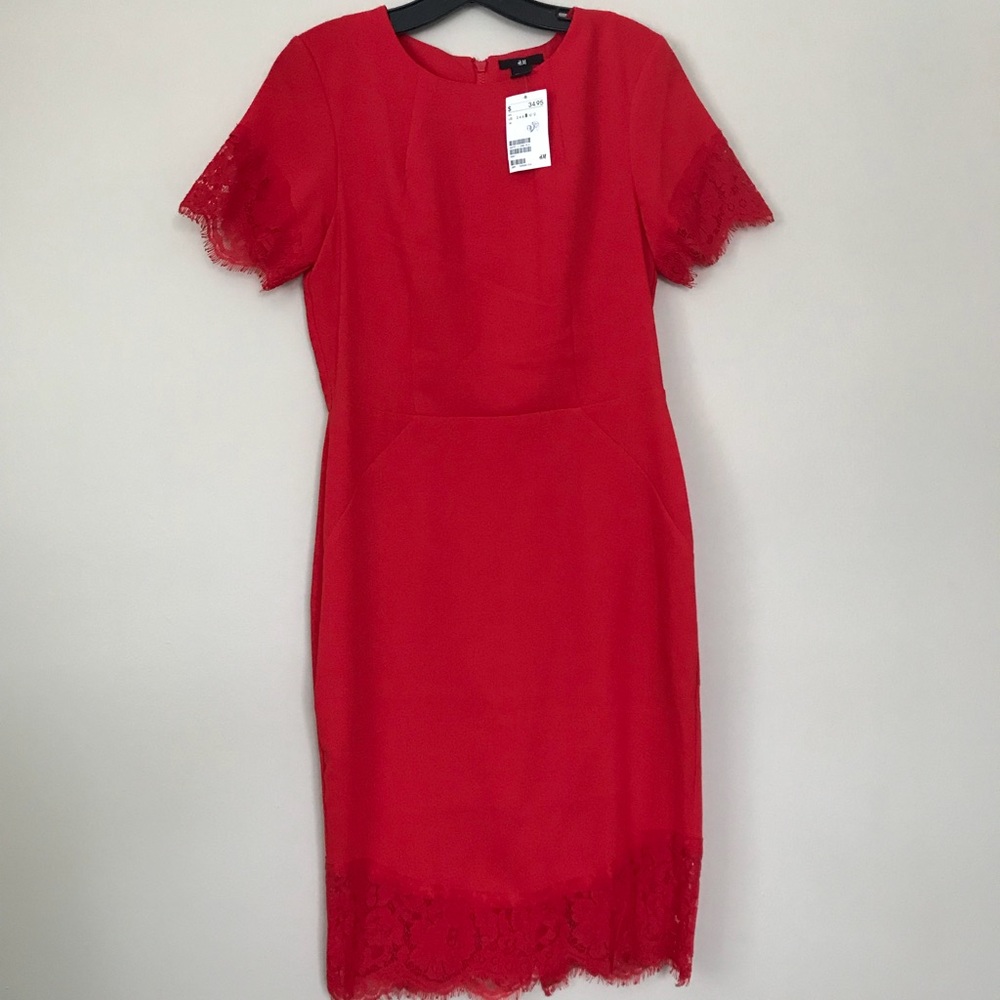 H&M red classic dress with lace sleeves